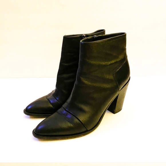 Vince Ennis Heel Boots - Picture 3 of 3